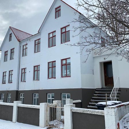 Day Dream Central Akureyri Two Bedroom Apartment Zewnętrze zdjęcie